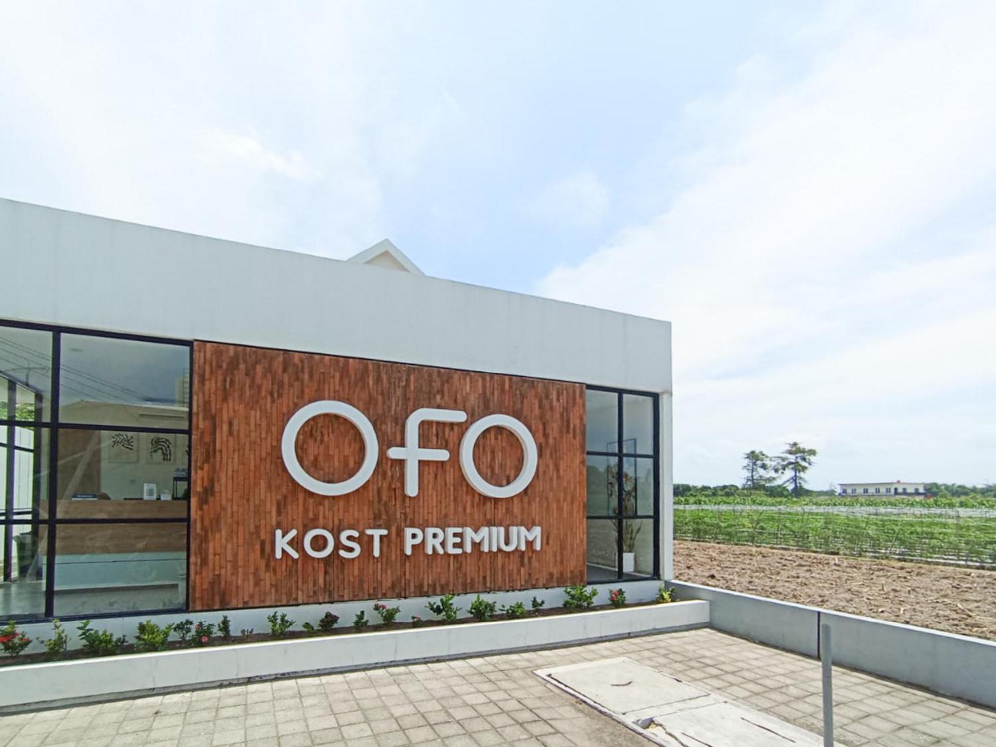 Ofo Kost Premium Kampung Inggris Pare Syariah Mitra Reddoorz Hotel Exterior photo